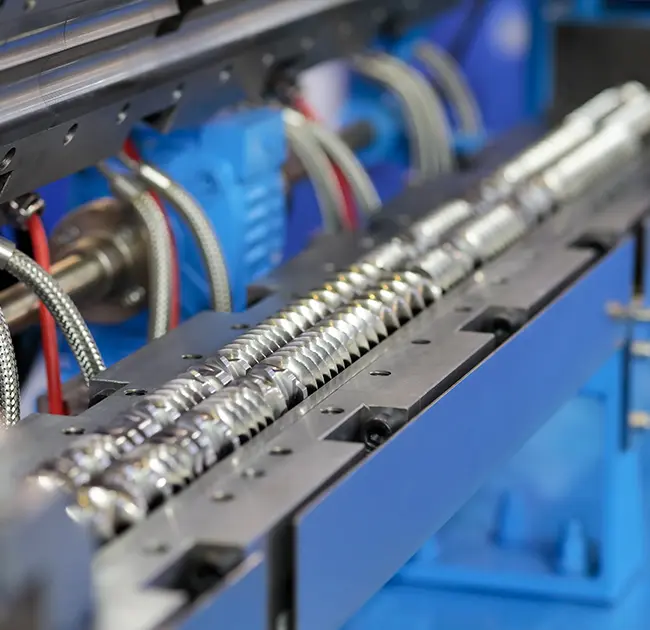 Il processo di lavoro e le precauzioni operative del granulatore di schiuma a doppia vite