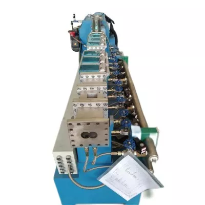 Twin Screw Extruder